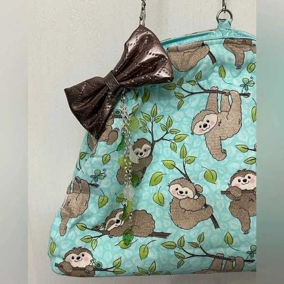 Cute Sloth Themed Custom Made Carpet Bag - Picture 9 of 9